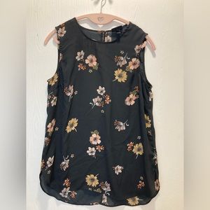Who What Wear Black Sleeveless Sheer Floral Top. S